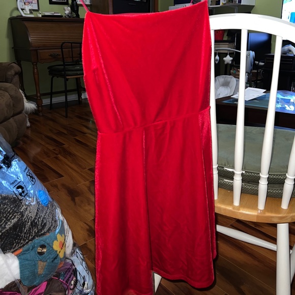 Red Velvet Spaghetti Strap Skater Mini Dress - Picture 2 of 3